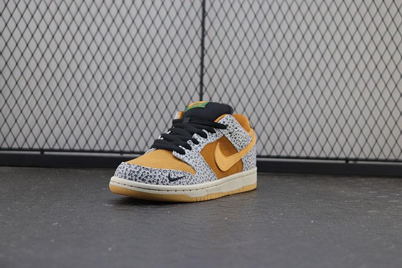 Nike SB Dunk Low Safari