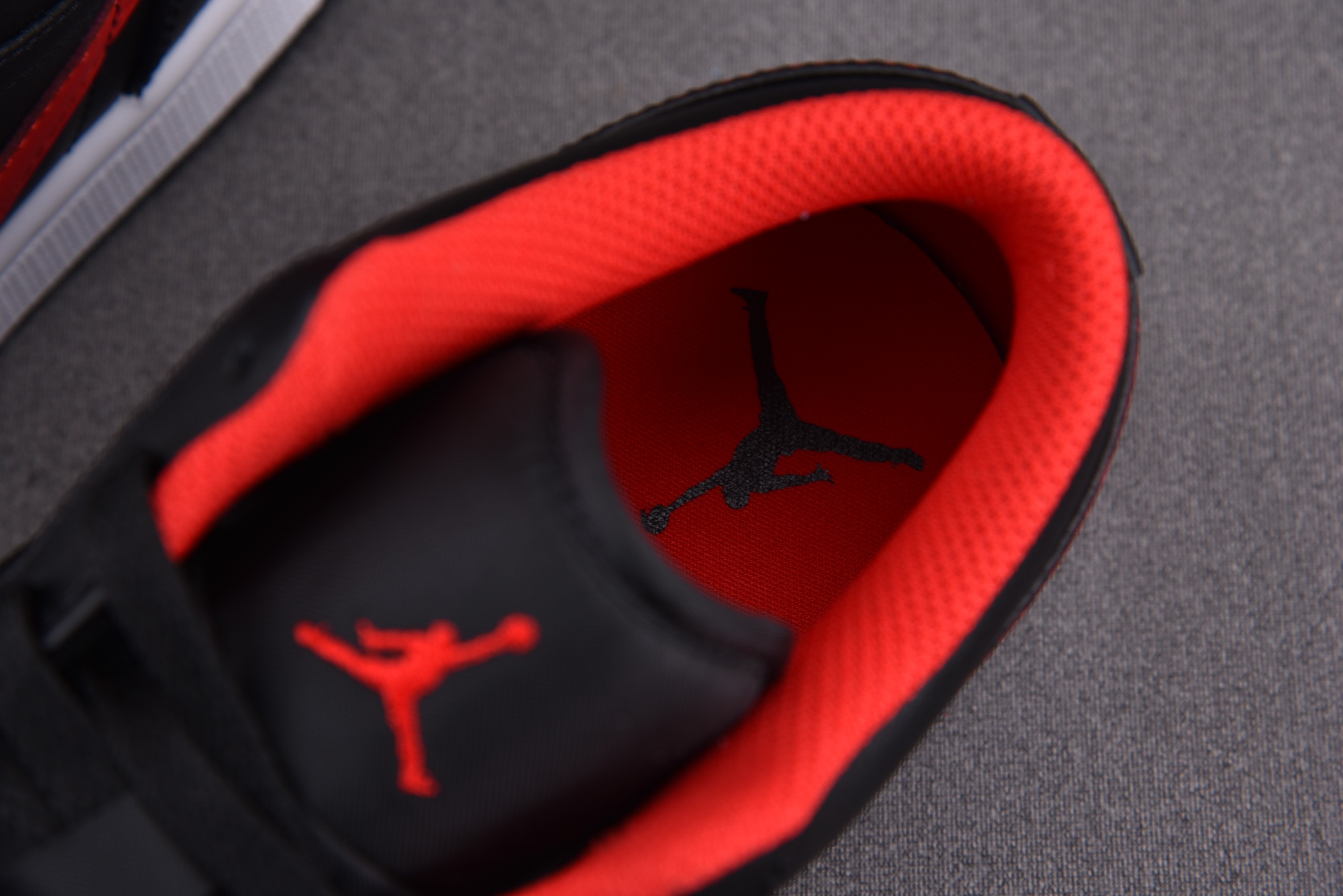 Jordan 1 Low White Toe