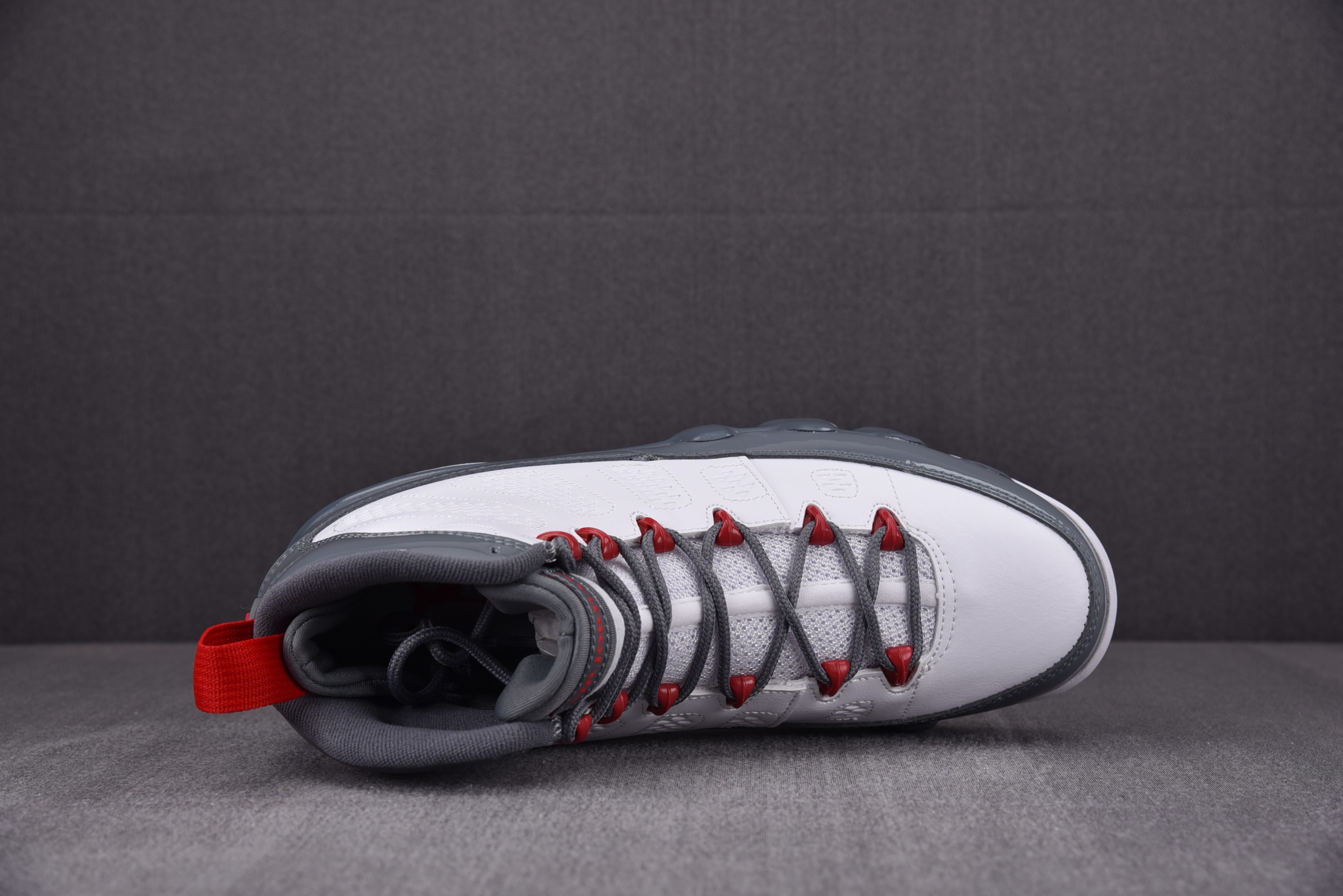 Jordan 9 Retro Fire Red