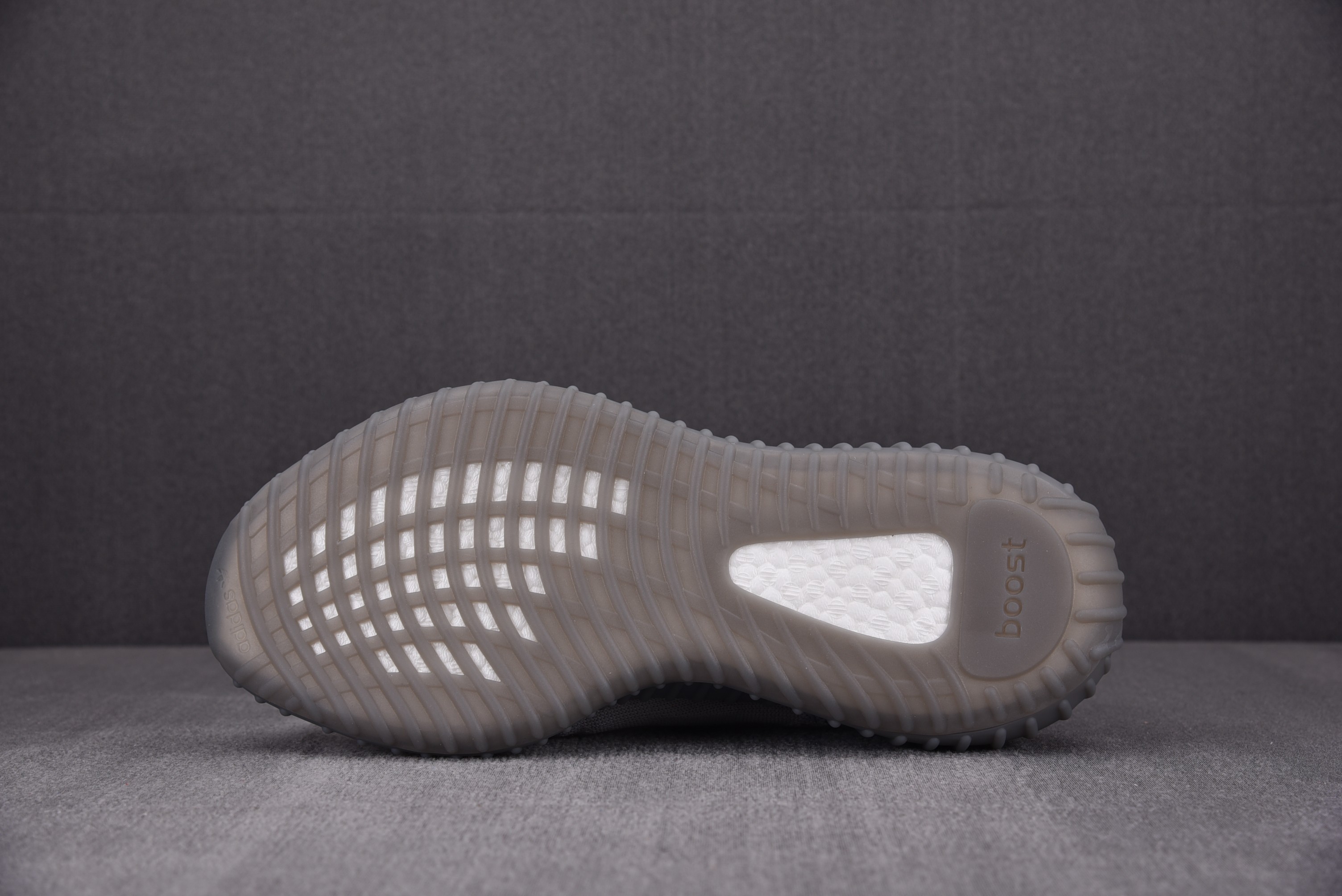 Adidas Yeezy 350 Boost V2 Space Ash Space Grey