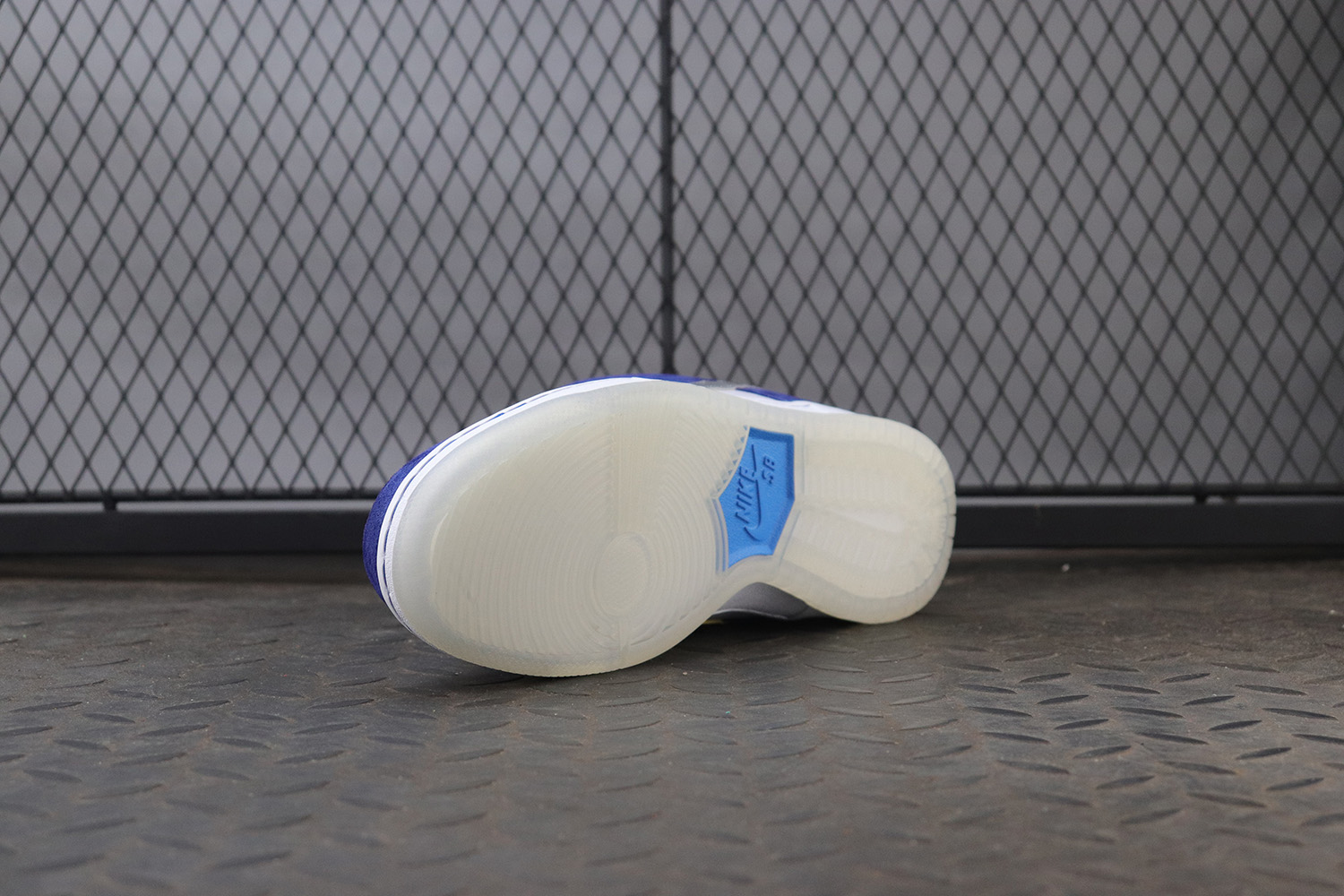 Nike Dunk SB Low Ishod Wair  BMW