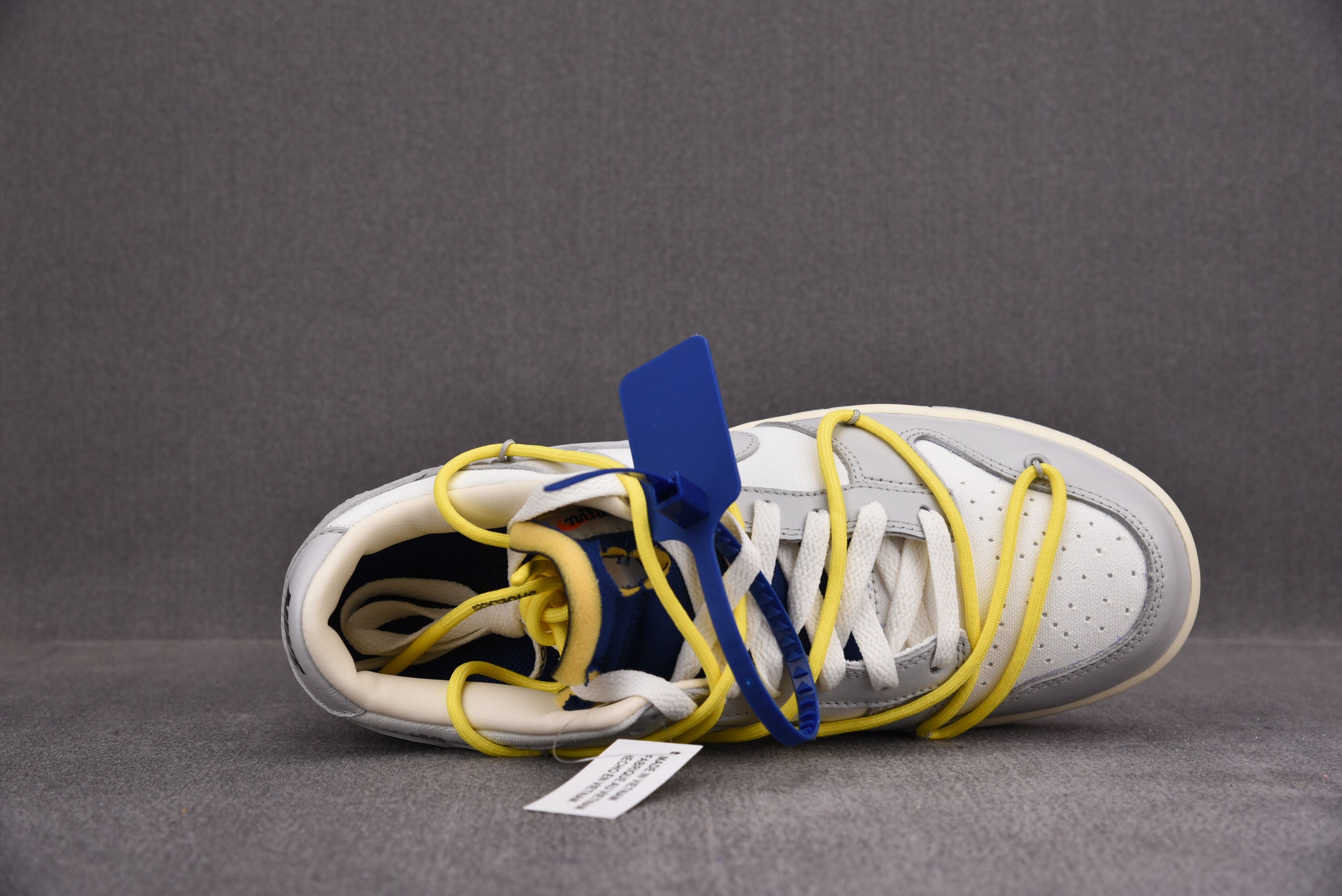 Nike Dunk Low   Lot 27