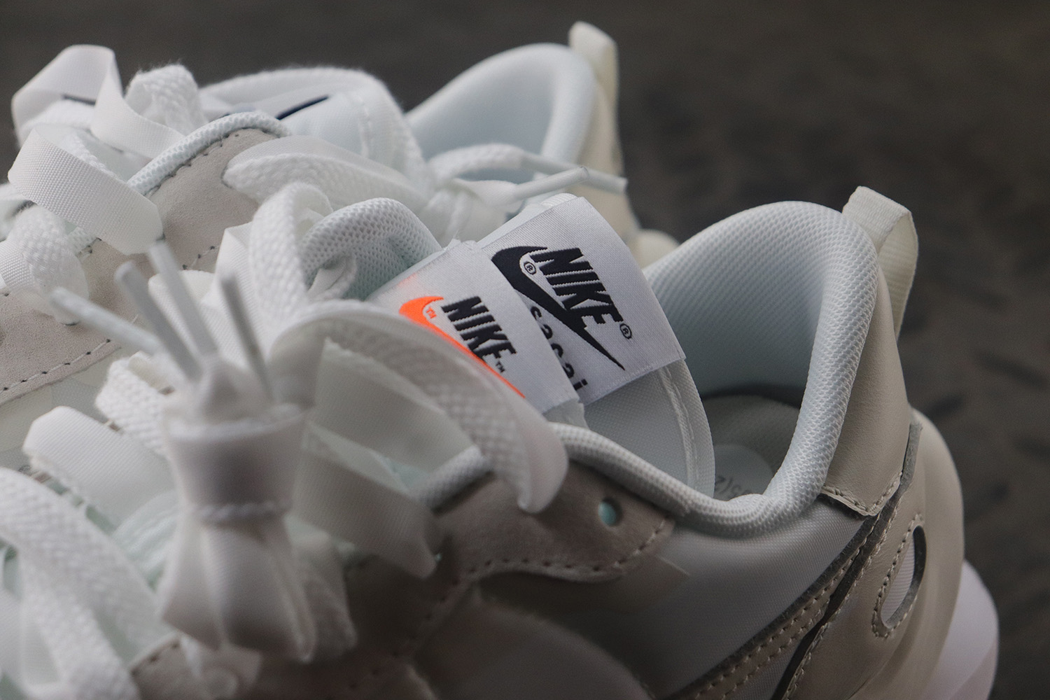 Nike Vaporwaffle Sacai Sail Gum