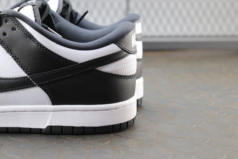 Nike Dunk Low Retro White Black Panda (2021)
