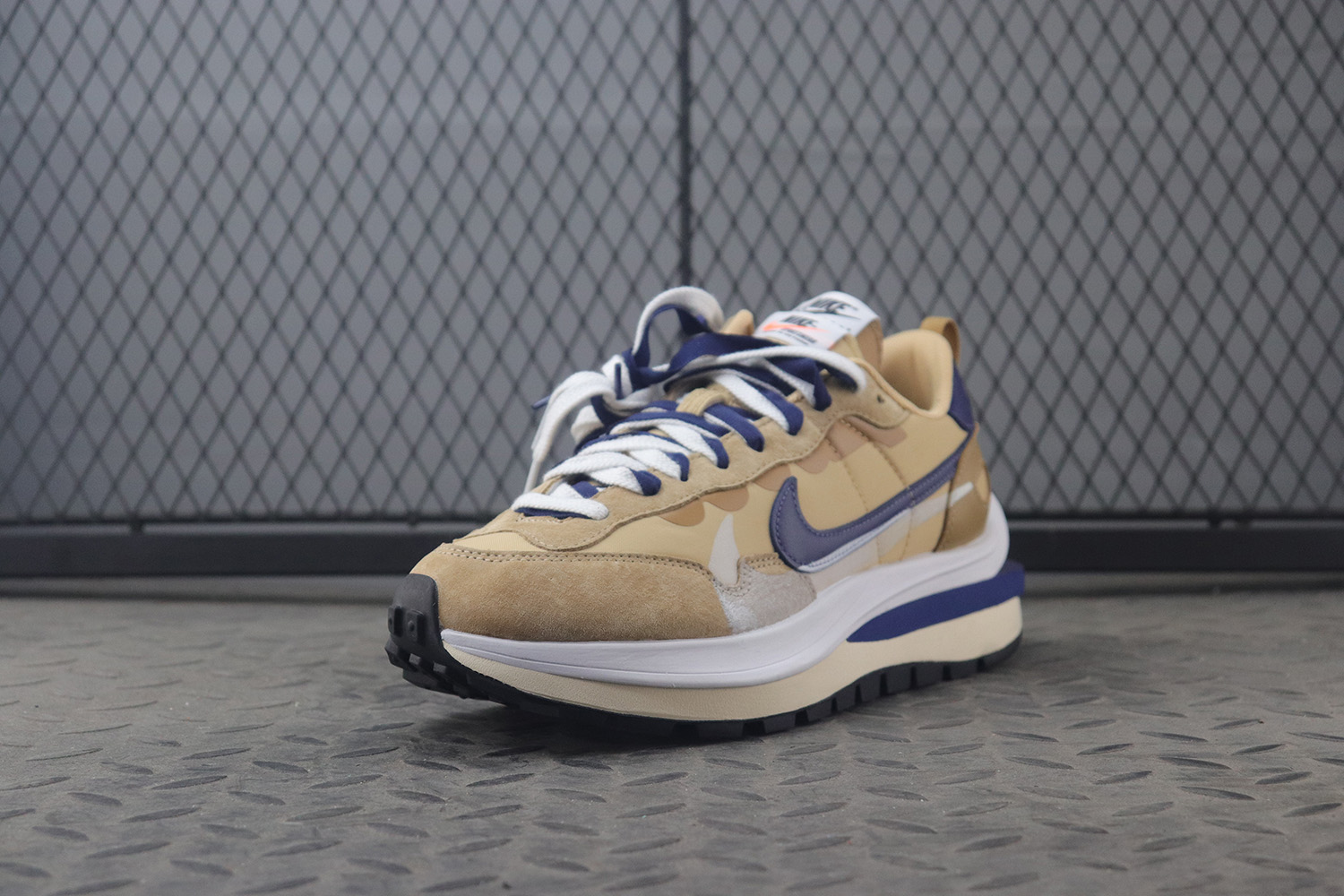 Nike Vaporwaffle sacai Sesame Blue Void
