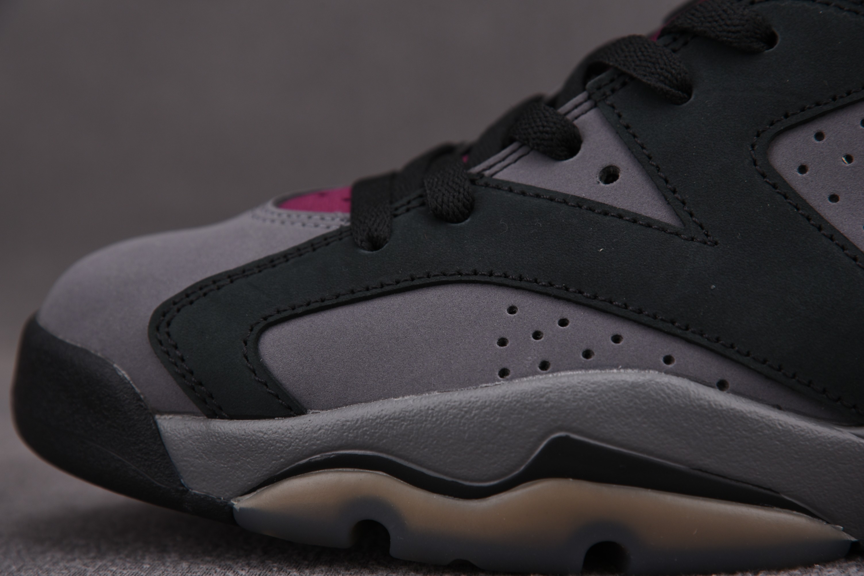 Jordan 6 Retro Bordeaux