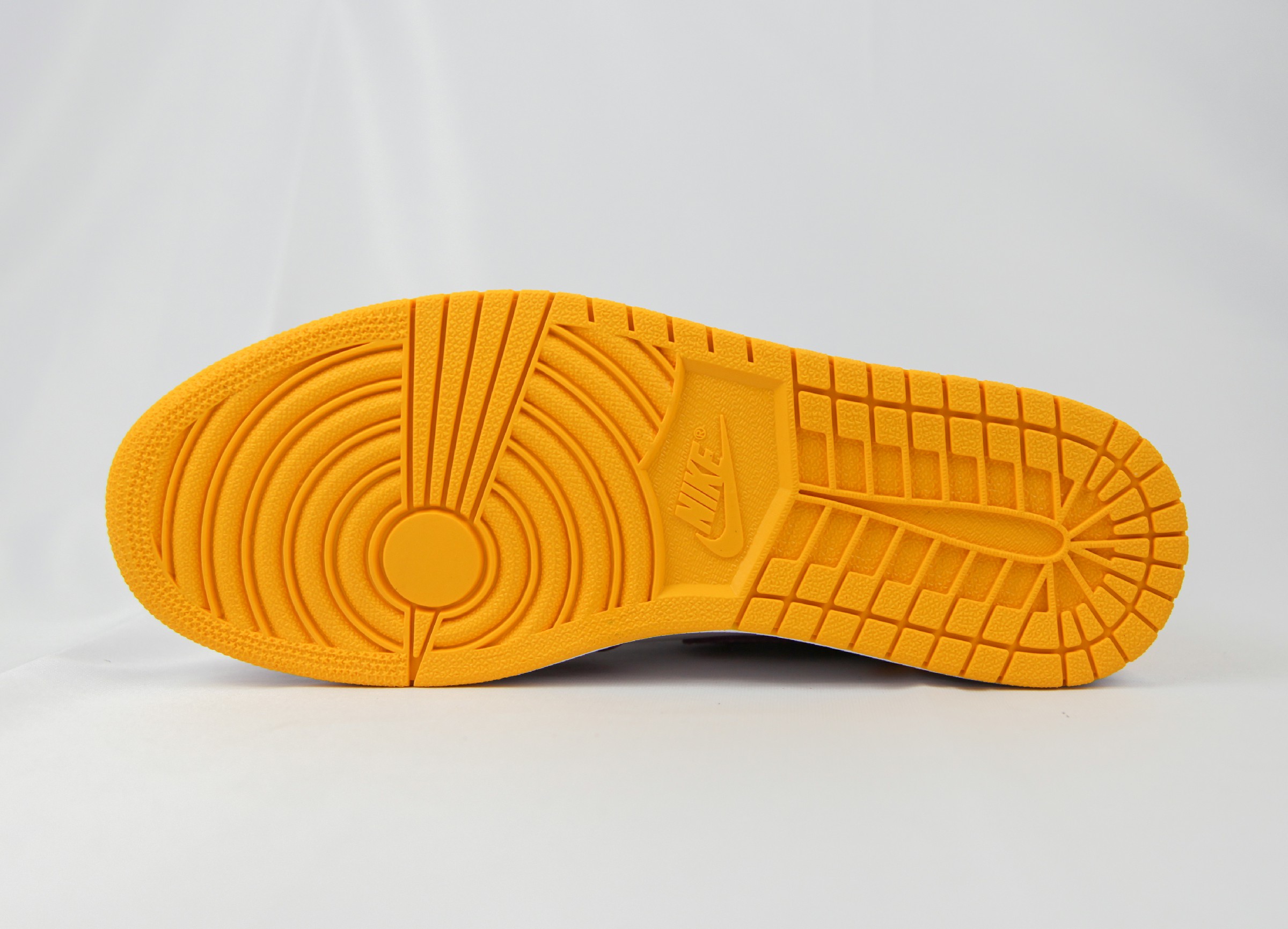 Jordan 1 Retro High OG Brotherhood