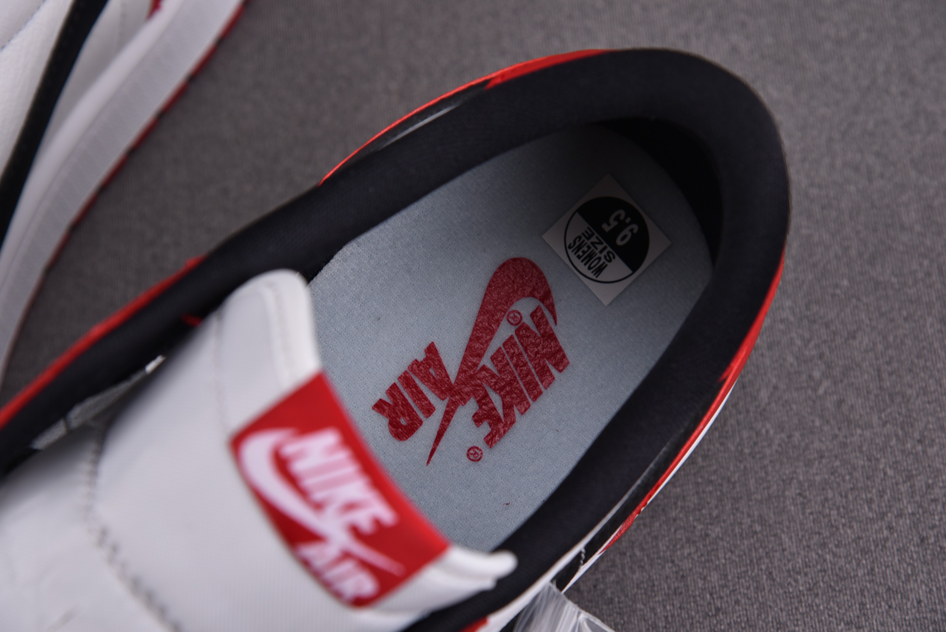 Jordan 1 Retro Low Chicago