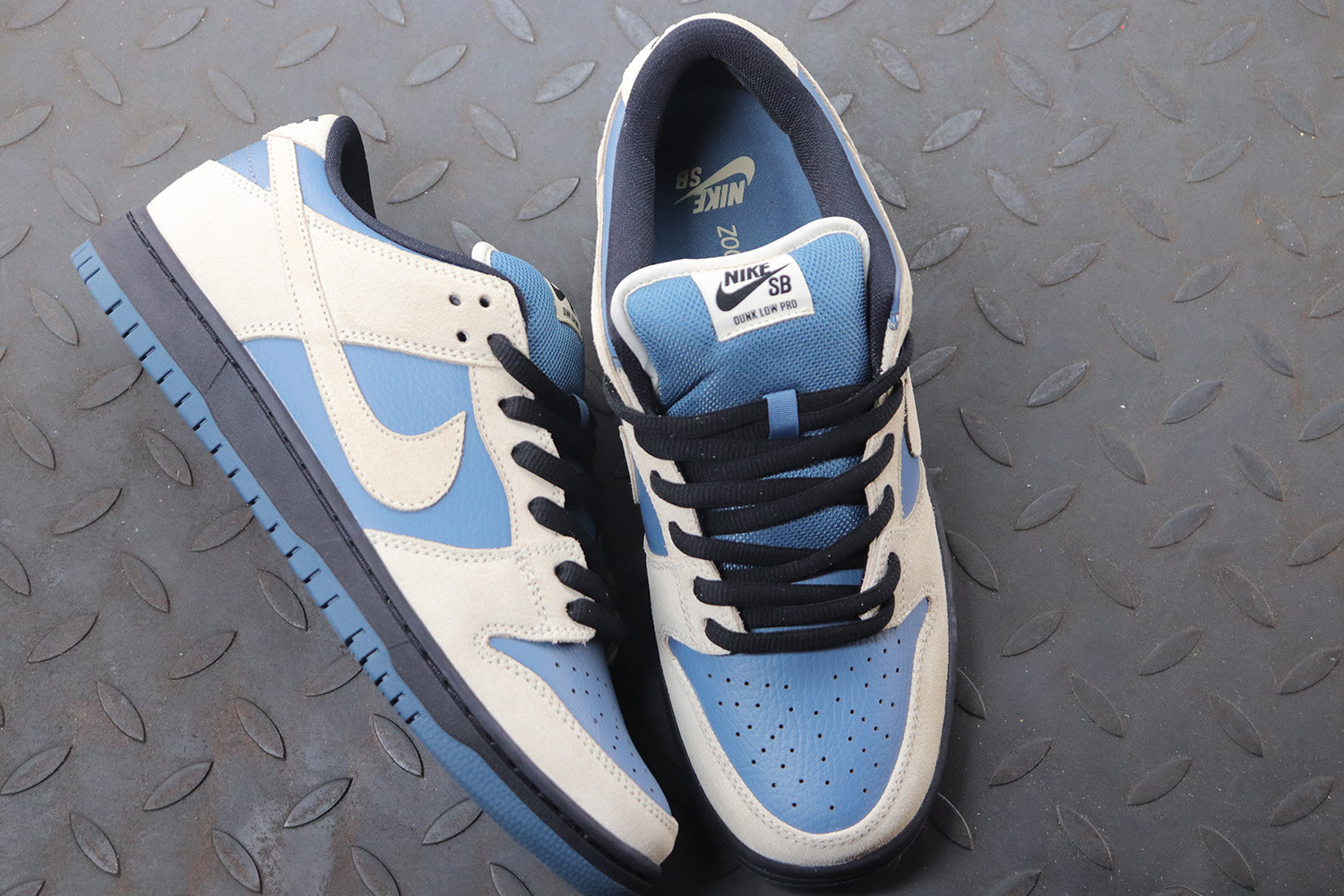 Nike SB Dunk Low Pro Thunderstorm