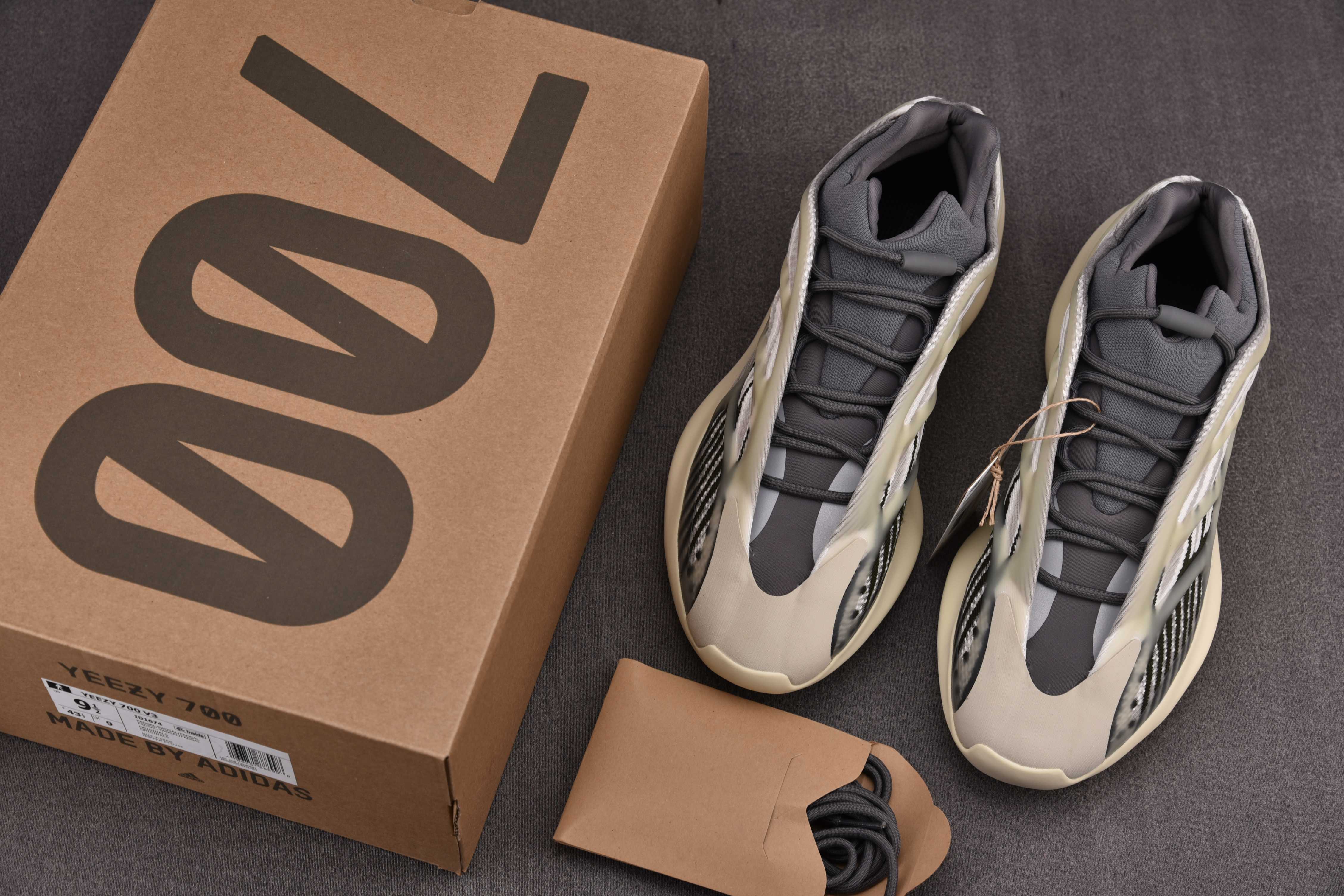 Yeezy 700 V3 Fade Salt