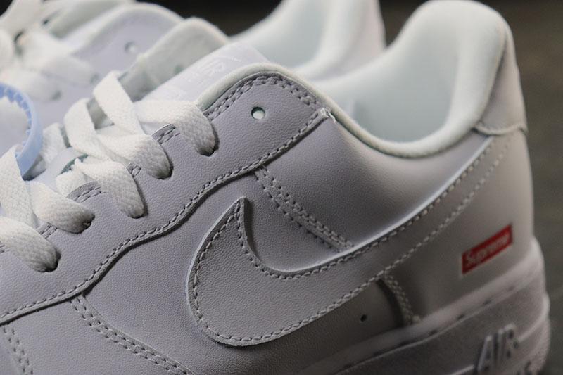 Nike Air Force 1 Low Supreme White