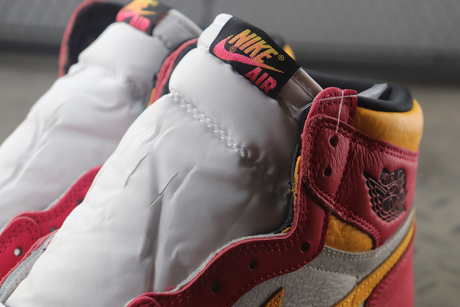 Jordan 1 Retro High OG Light Fusion Red