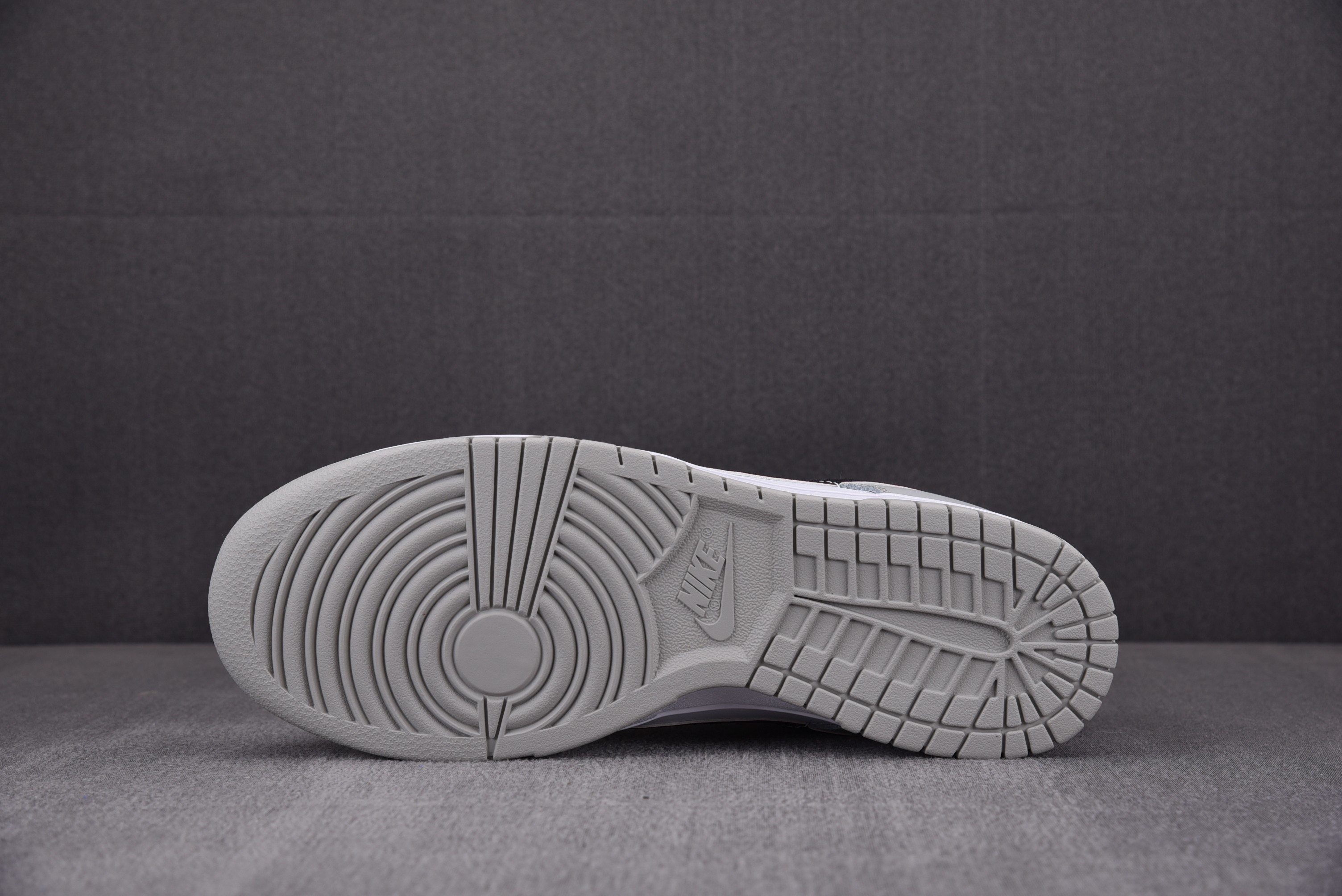 Nike Dunk Low SE Lottery Pack Grey Fog