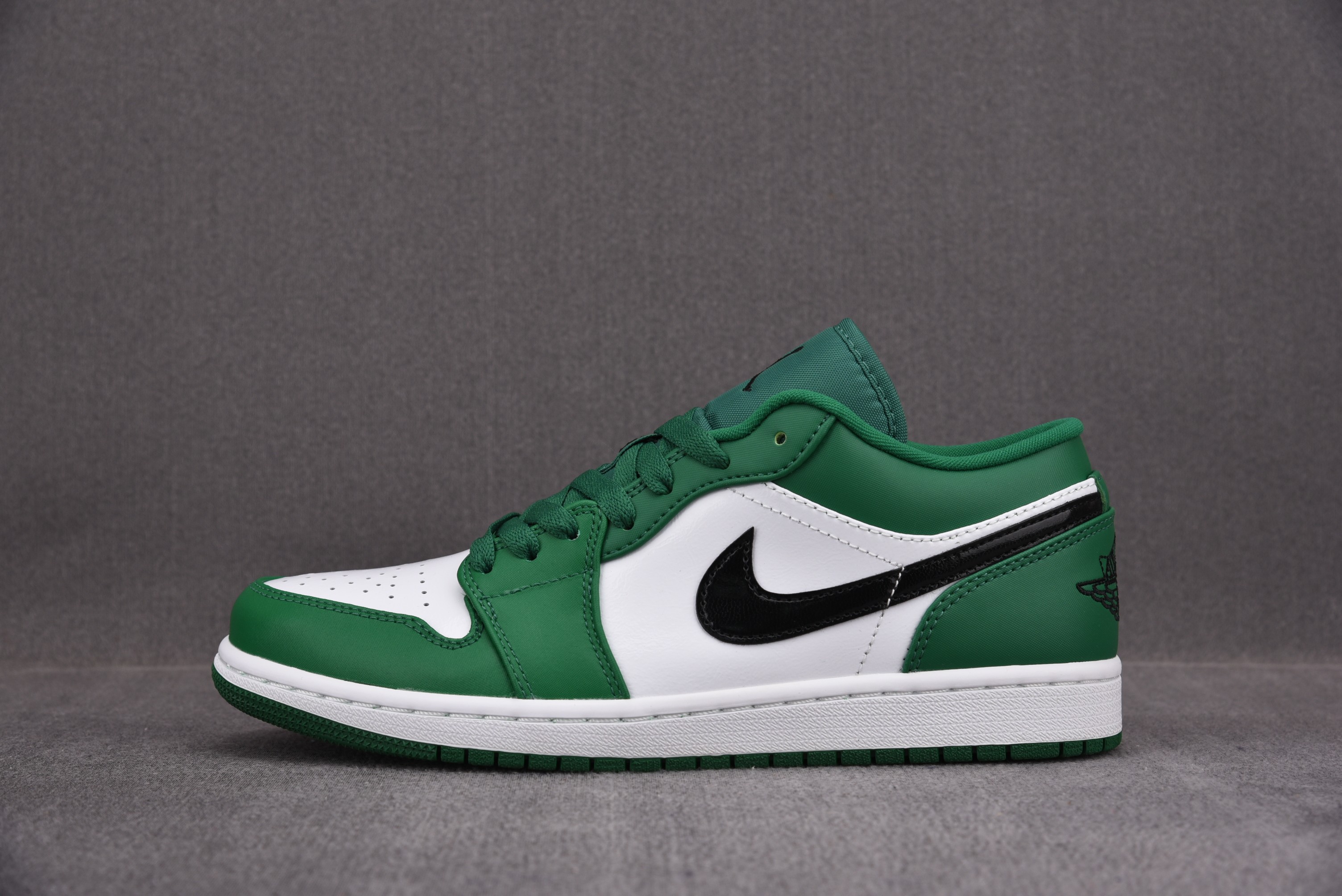 Jordan 1 Low Pine Green