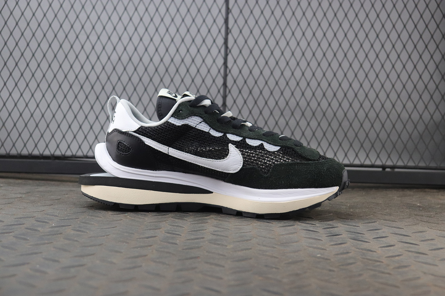 Nike VaporWaffle Sacai Black White