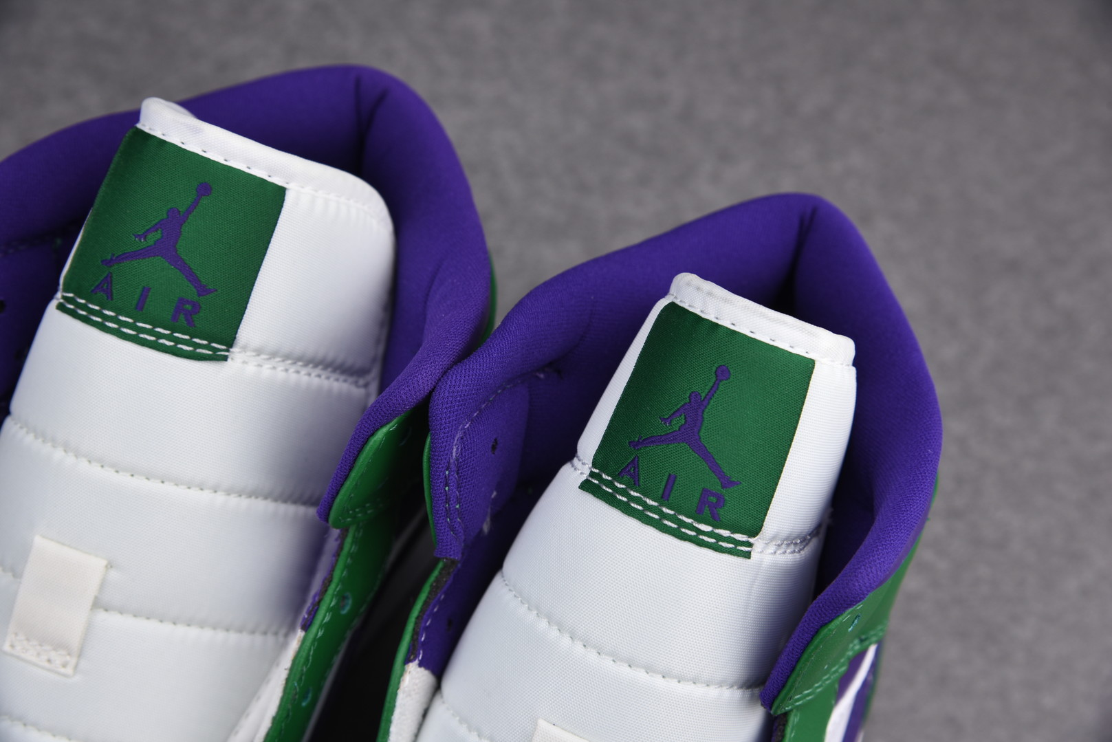 Jordan 1 Mid Incredible Hulk