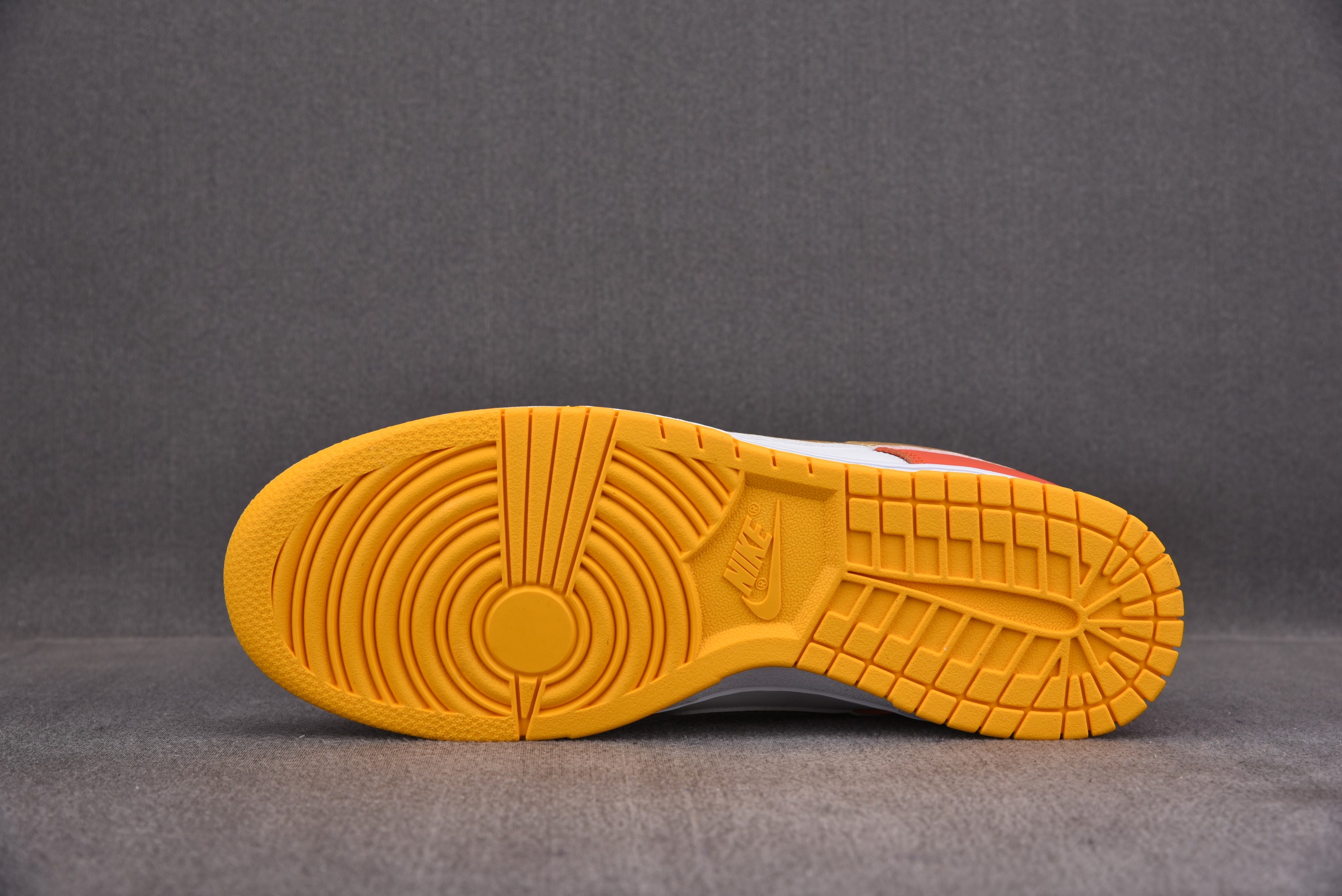 Nike Dunk Low Golden Orange