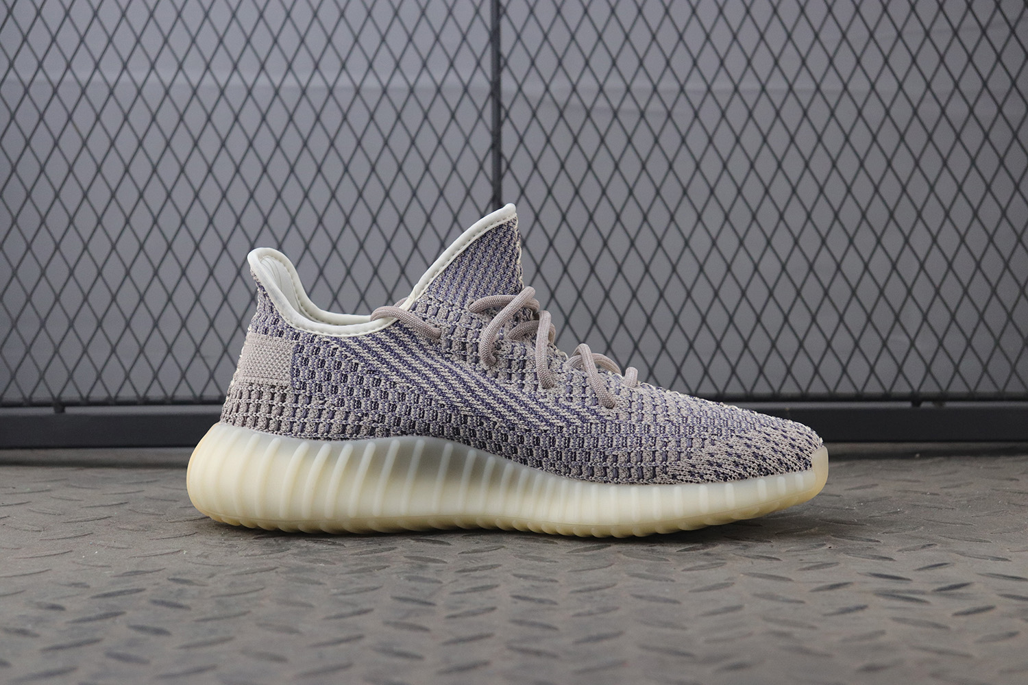 adidas Yeezy Boost 350 V2 Ash Pearl