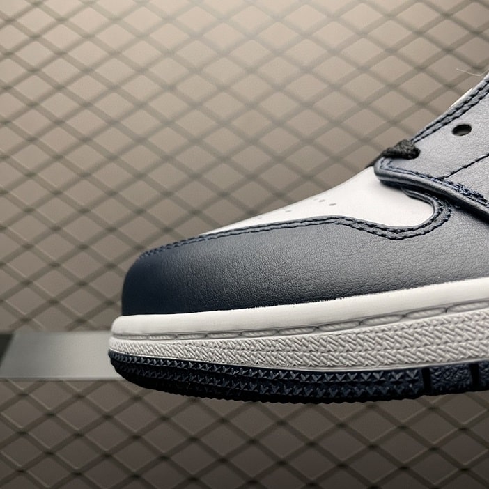 Air Jordan 1 Mid Armory Navy