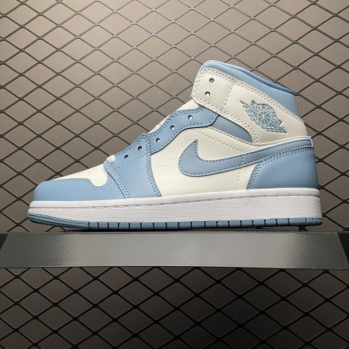 Air  Jordan 1 Mid UNC (2022)