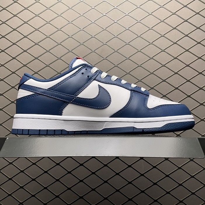 Dunk Low Valerian Blue