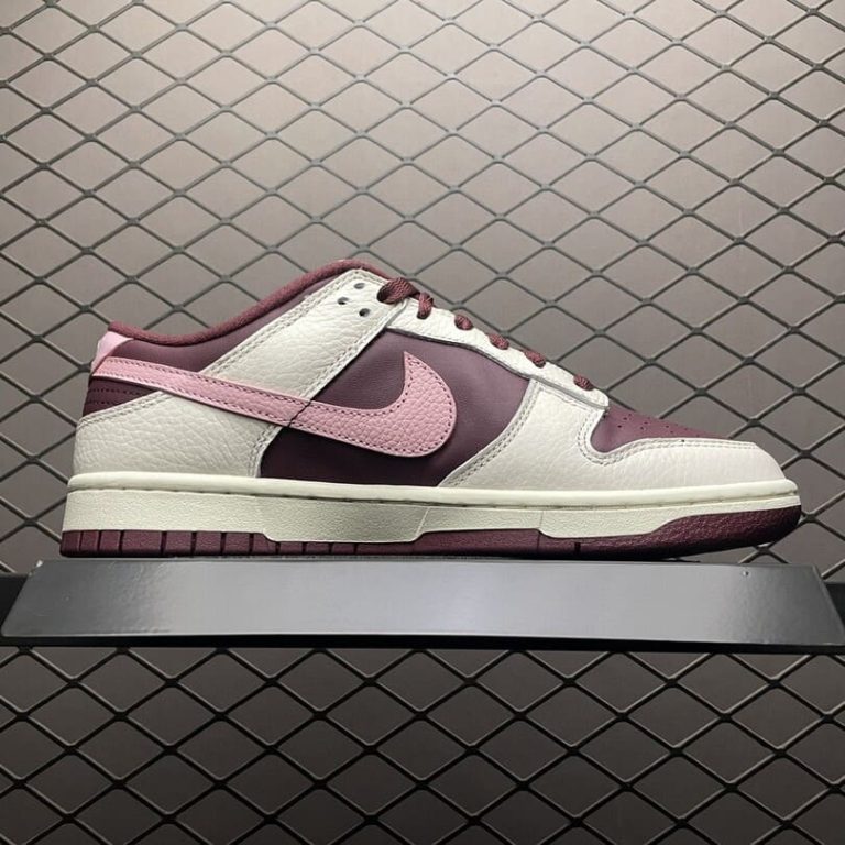 Dunk Low Retro PRM Valentine’s Day (2023)