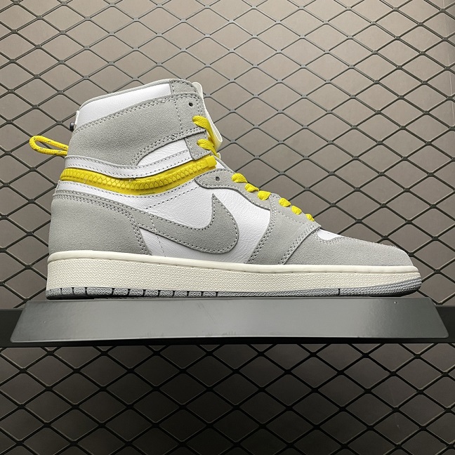 Air Jordan 1 Retro High Switch Light Smoke