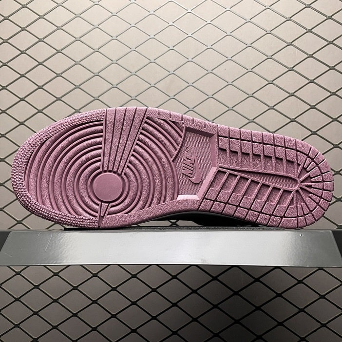 Air Jordan 1 Mid SE Light Mulberry (W)