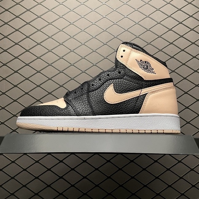 Air Jordan 1 Retro High Black Crimson Tint (GS)