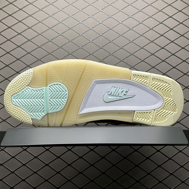 Air Jordan 4 Retro Off-White Sail