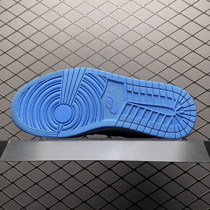 Air Jordan 1 Mid University Blue Grey