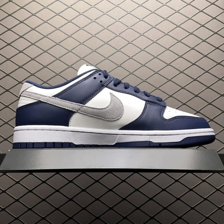 Dunk Low Summit White Midnight Navy