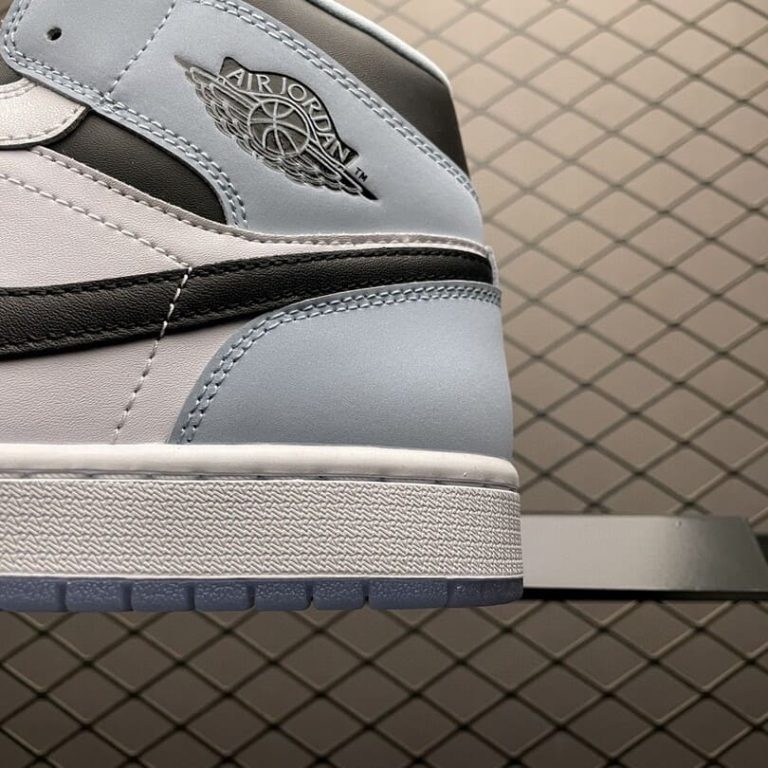 Air Jordan 1 Mid SE Ice Blue (2023)