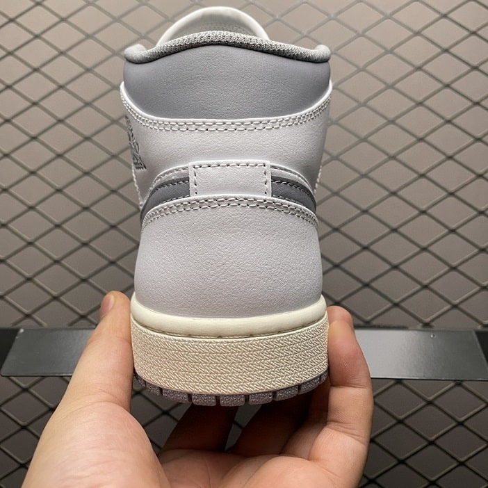 Air Jordan 1 Mid Neutral Grey