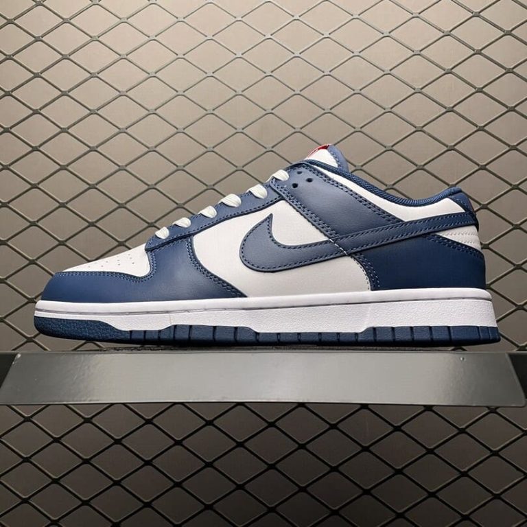 Dunk Low Valerian Blue