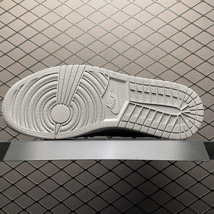 Air Jordan 1 Mid Linen