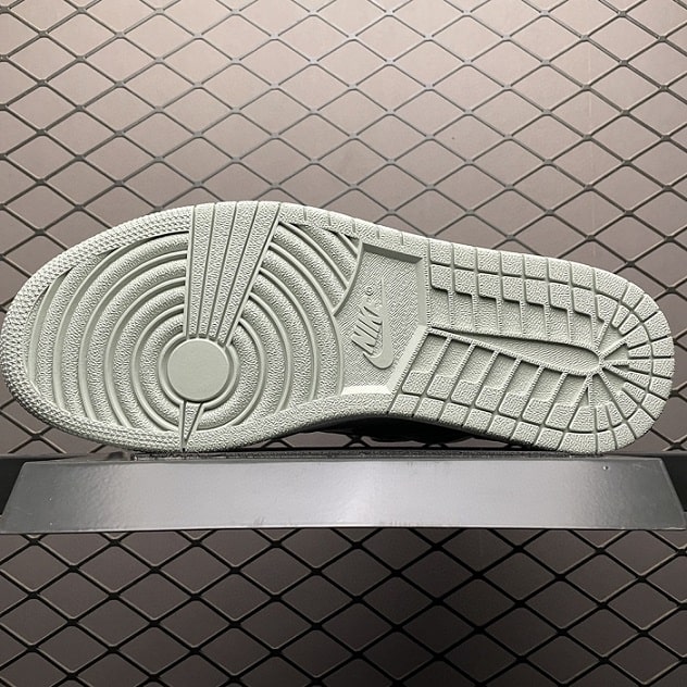 Air Jordan 1 High OG Seafoam