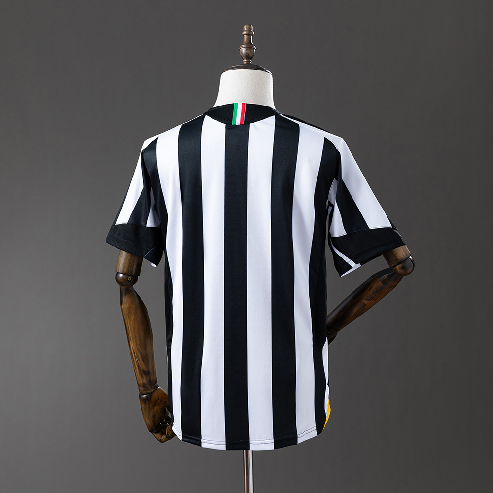 Juventus 2005/06 Home Retro Jersey – Vintage Replica Football Soccer Shirt – S–XXL
