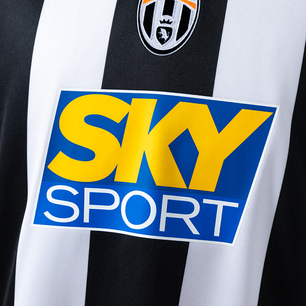 Juventus 2004/05 Home Retro Jersey – Vintage Replica Football Soccer Shirt – S–XXL