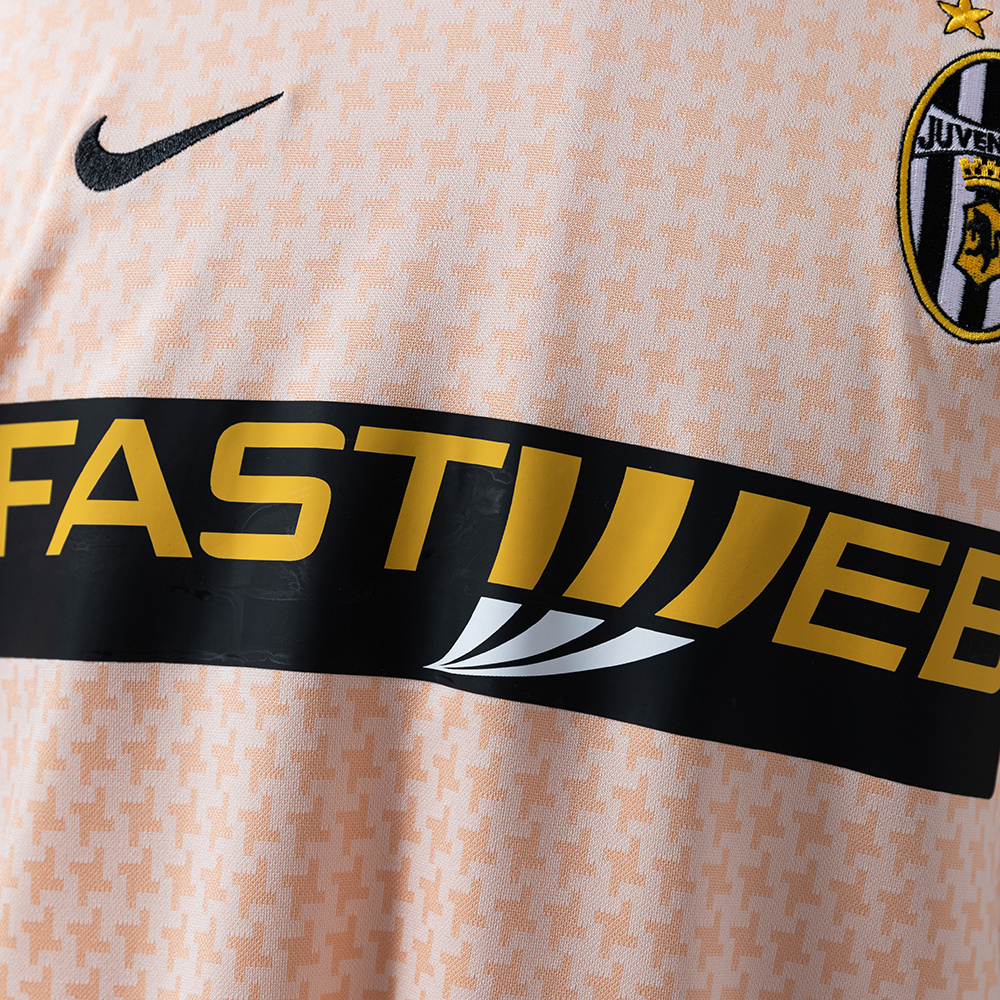 Juventus 2003/04 Second Away Retro Jersey – Vintage Replica Football Soccer Shirt – S–XXL