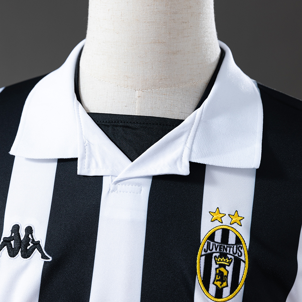 Juventus 1999/00 Home Retro Jersey – Vintage Replica Football Soccer Shirt – S–XXL