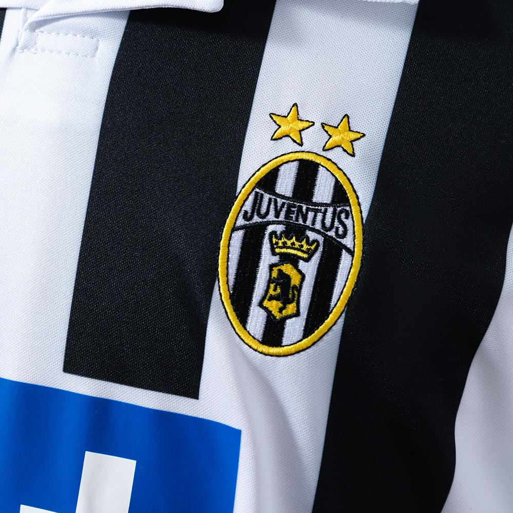 Juventus 1999/00 Home Retro Jersey – Vintage Replica Football Soccer Shirt – S–XXL