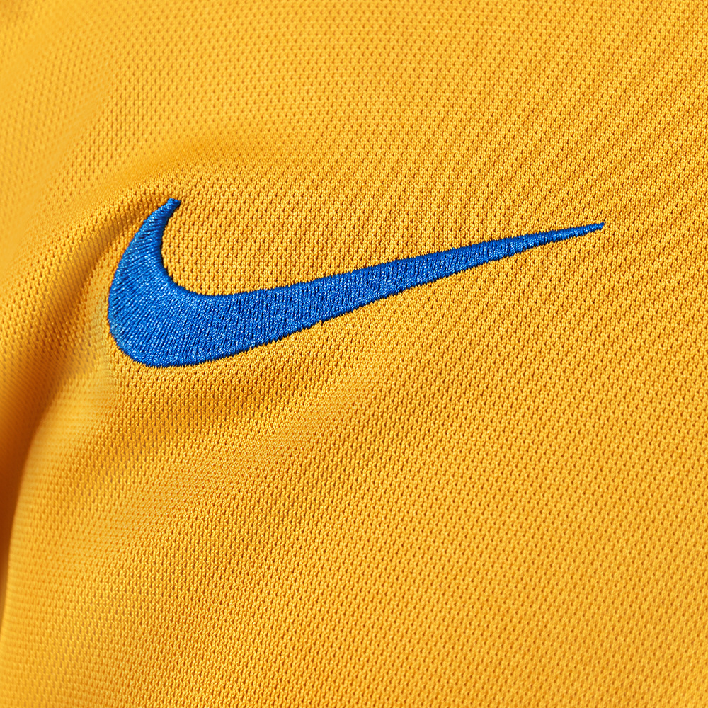 Juventus 2005/06 Third Away Retro Jersey – Vintage Replica Football Soccer Shirt – S–XXL