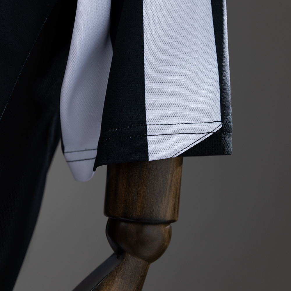 Juventus 2005/06 Home Retro Jersey – Vintage Replica Football Soccer Shirt – S–XXL