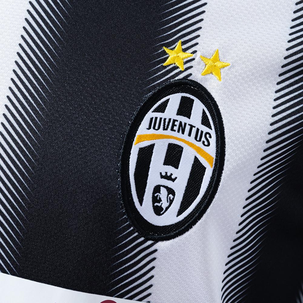 Juventus 2011/12 Home Retro Jersey – Vintage Replica Football Soccer Shirt – S–XXL