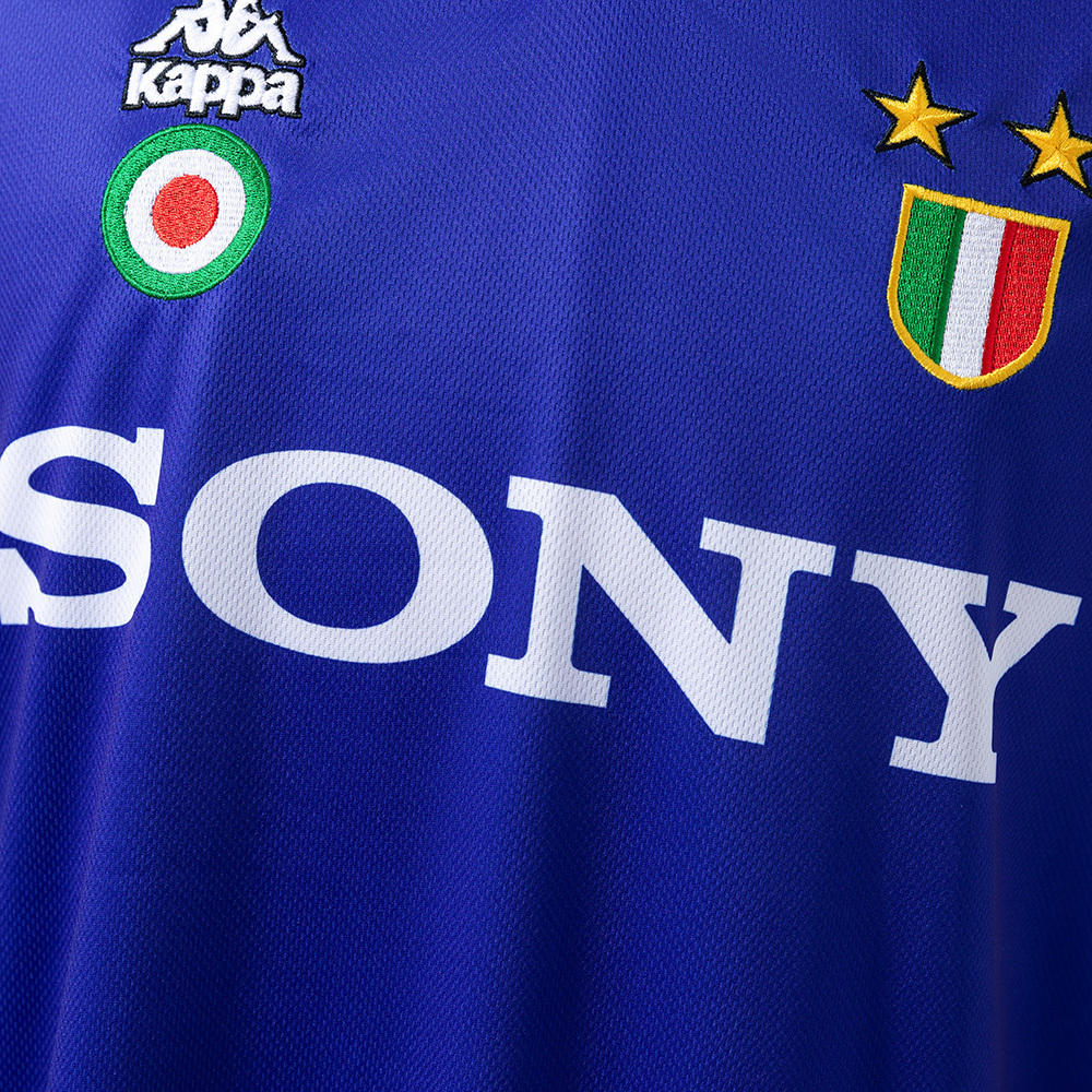 Juventus 1995/96 Second Away Long Sleeve Retro Jersey – Vintage Replica Football Soccer Shirt – S–XXL