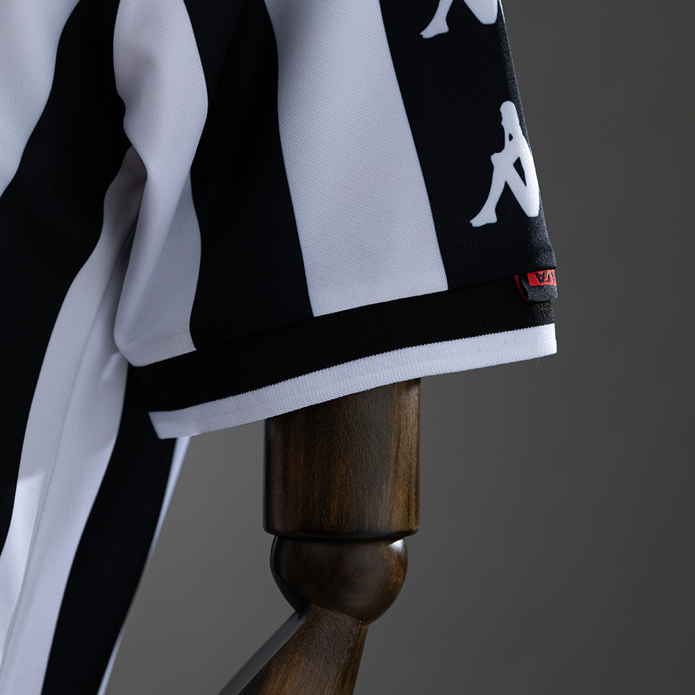 Juventus 1999/00 Home Retro Jersey – Vintage Replica Football Soccer Shirt – S–XXL