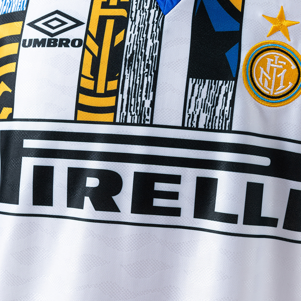 Inter Milan 1995/96 Away Retro Jersey – Vintage Replica Football Soccer Shirt – S–XXL