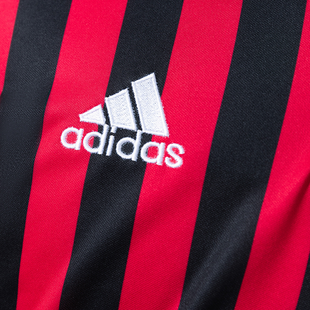 AC Milan 1999/00 Home Retro Jersey – Vintage Replica Football Soccer Shirt – S–XXL