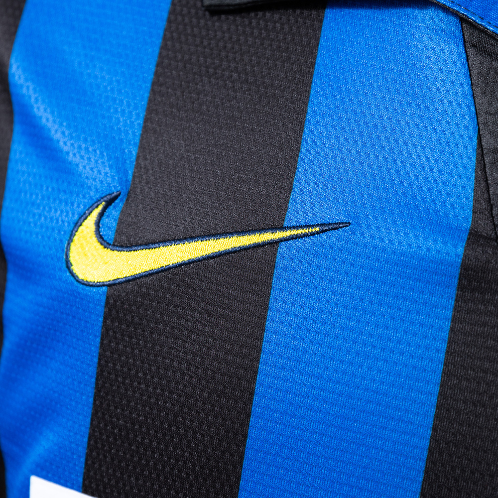 Inter Milan 1998/99 Home Retro Jersey – Vintage Replica Football Soccer Shirt – S–XXL